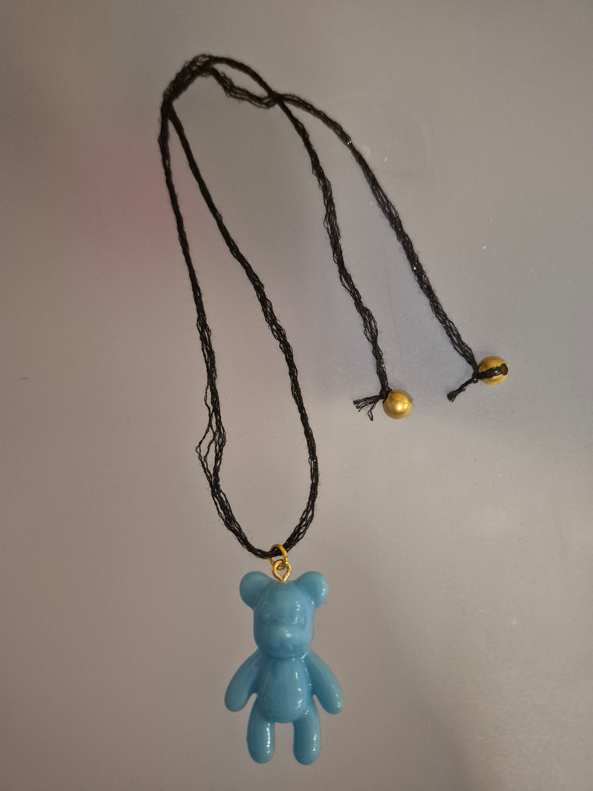 Lutin protecteur et son amulette - moulé en France