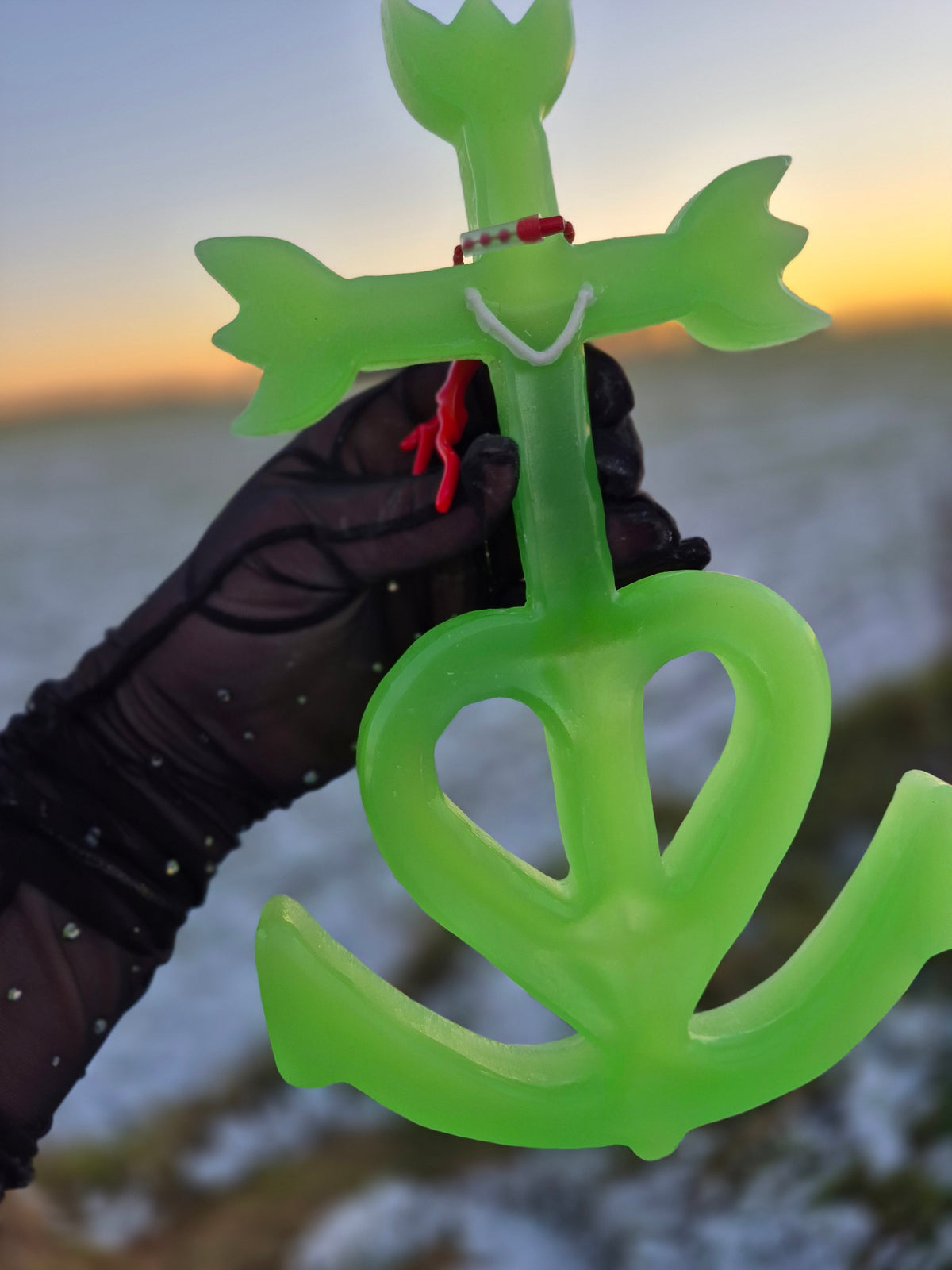 Croix de Camargue - création française et artisanale