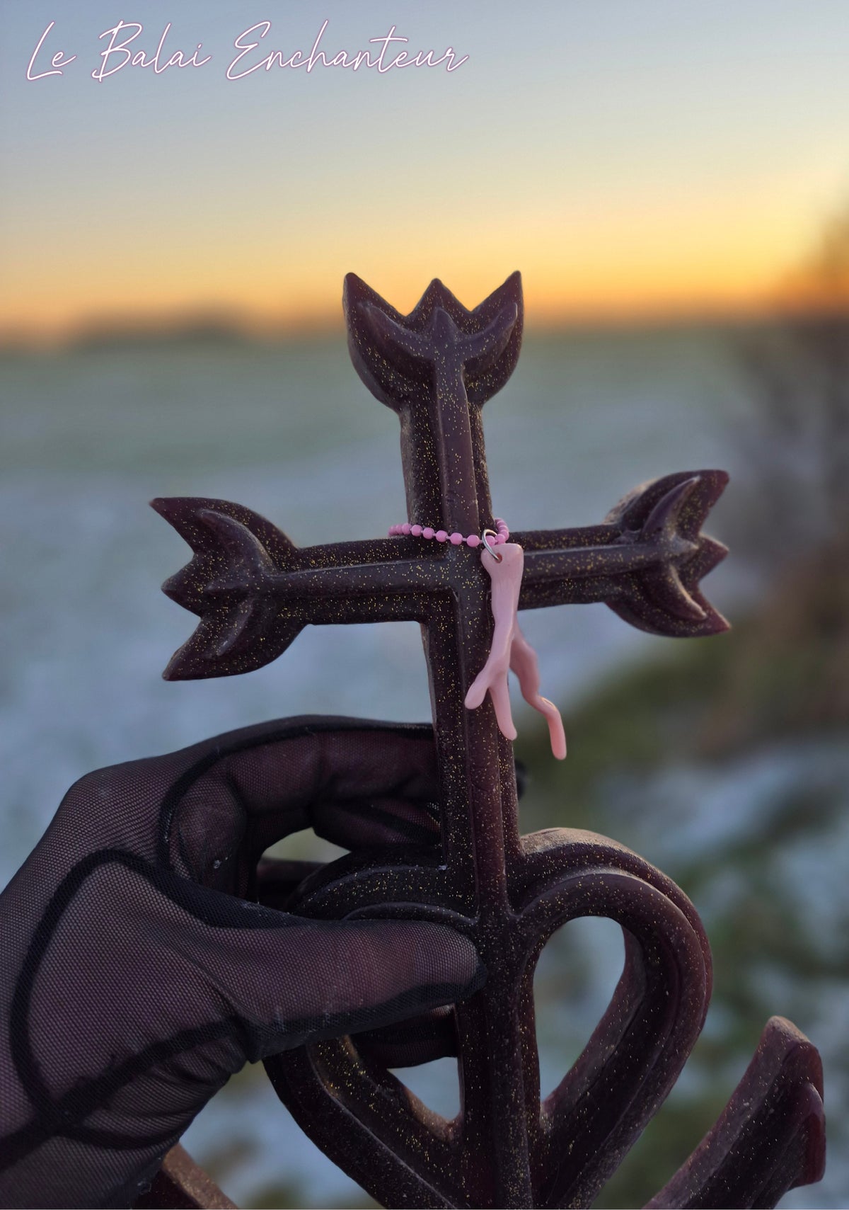 Croix de Camargue - création française et artisanale
