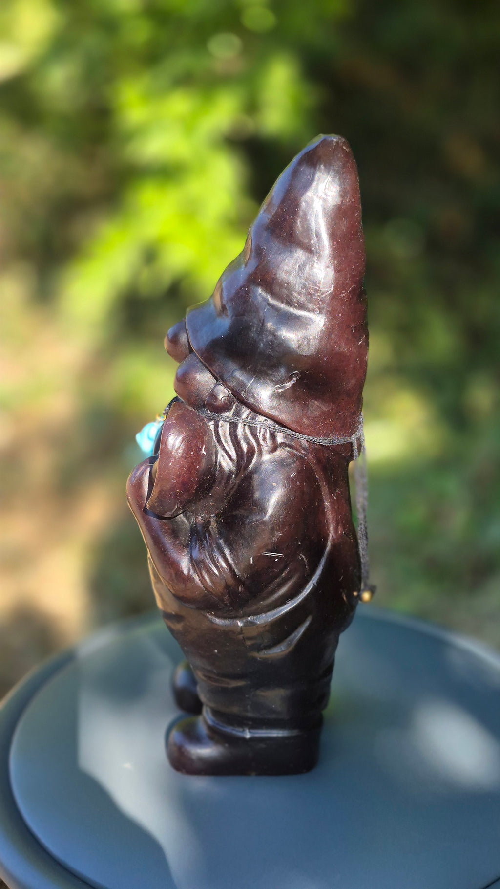 Lutin protecteur et son amulette - moulé en France